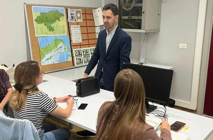  OICOS da inicio a dos cursos de español y a otro de preparación para la prueba de conocimientos