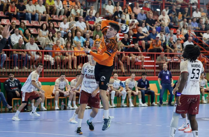 Noticias de Cantabria | El Cántabro | El Bathco BM Torrelavega inicia ante el Benfica su tercera aventura europea consecutiva