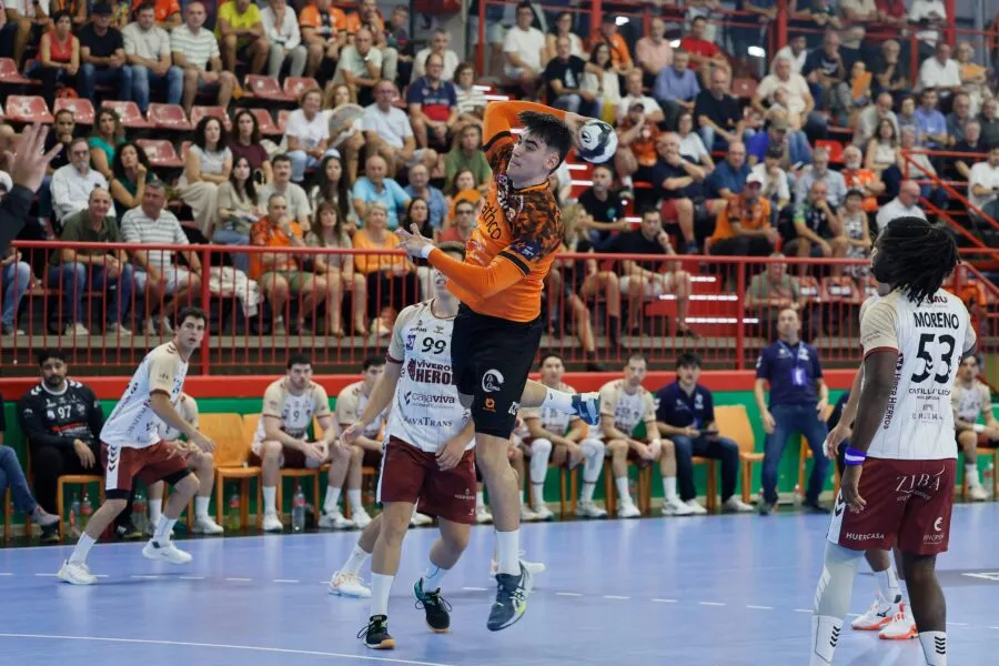 Noticias de Cantabria | El Cántabro | El Bathco BM Torrelavega inicia ante el Benfica su tercera aventura europea consecutiva