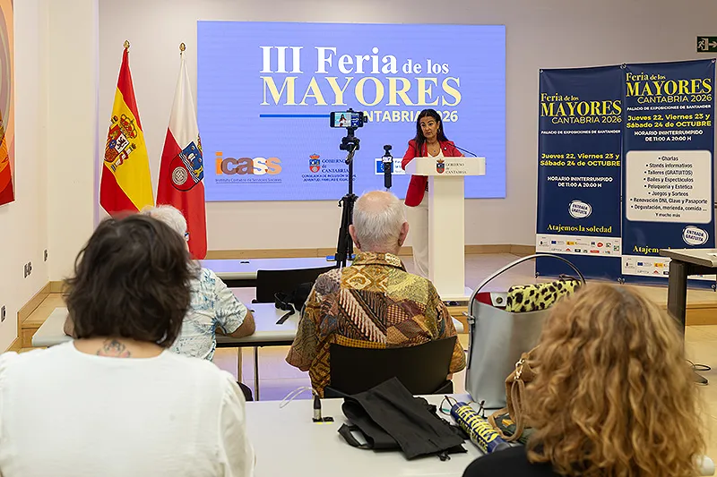 La consejera de Inclusión Social durante la presentación de la tercera edición de la Feria de Mayores. (Foto: Patricia Pereda)