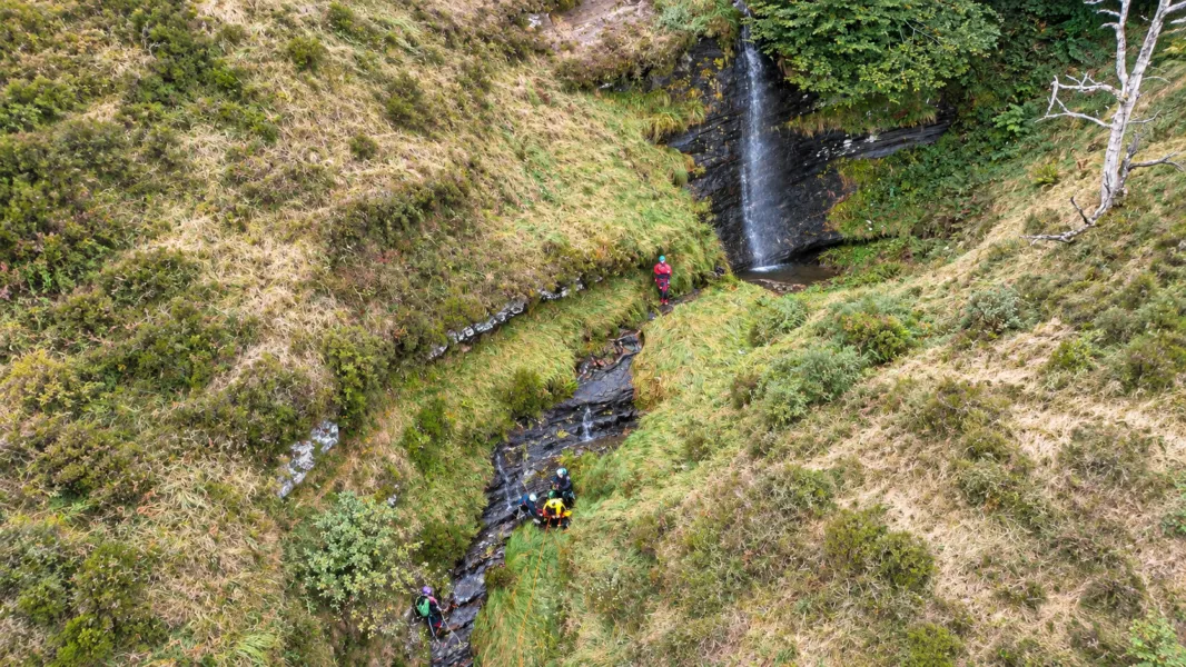 Noticias de Cantabria | El Cántabro | Rescatado en helicóptero un barranquista herido en Pico Canales, en Ramales de la Victoria