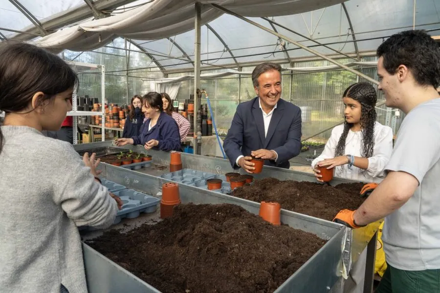 Noticias de Cantabria | El Cántabro | Camargo impulsa un proyecto inclusivo de jardinería escolar