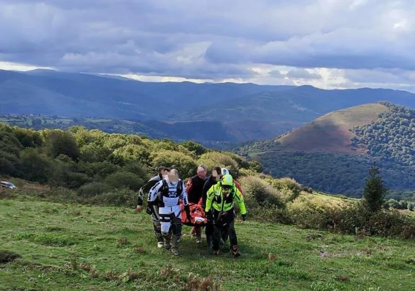 Noticias de Cantabria | El Cántabro | Rescatados dos motoristas de enduro tras sendos accidentes