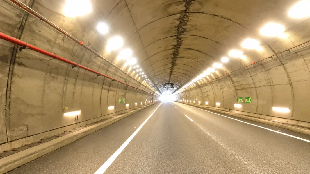 Noticias de Cantabria | El Cántabro | El túnel de Pedredo en la A-67 acoge esta noche un simulacro para evaluar la repuesta ante accidentes