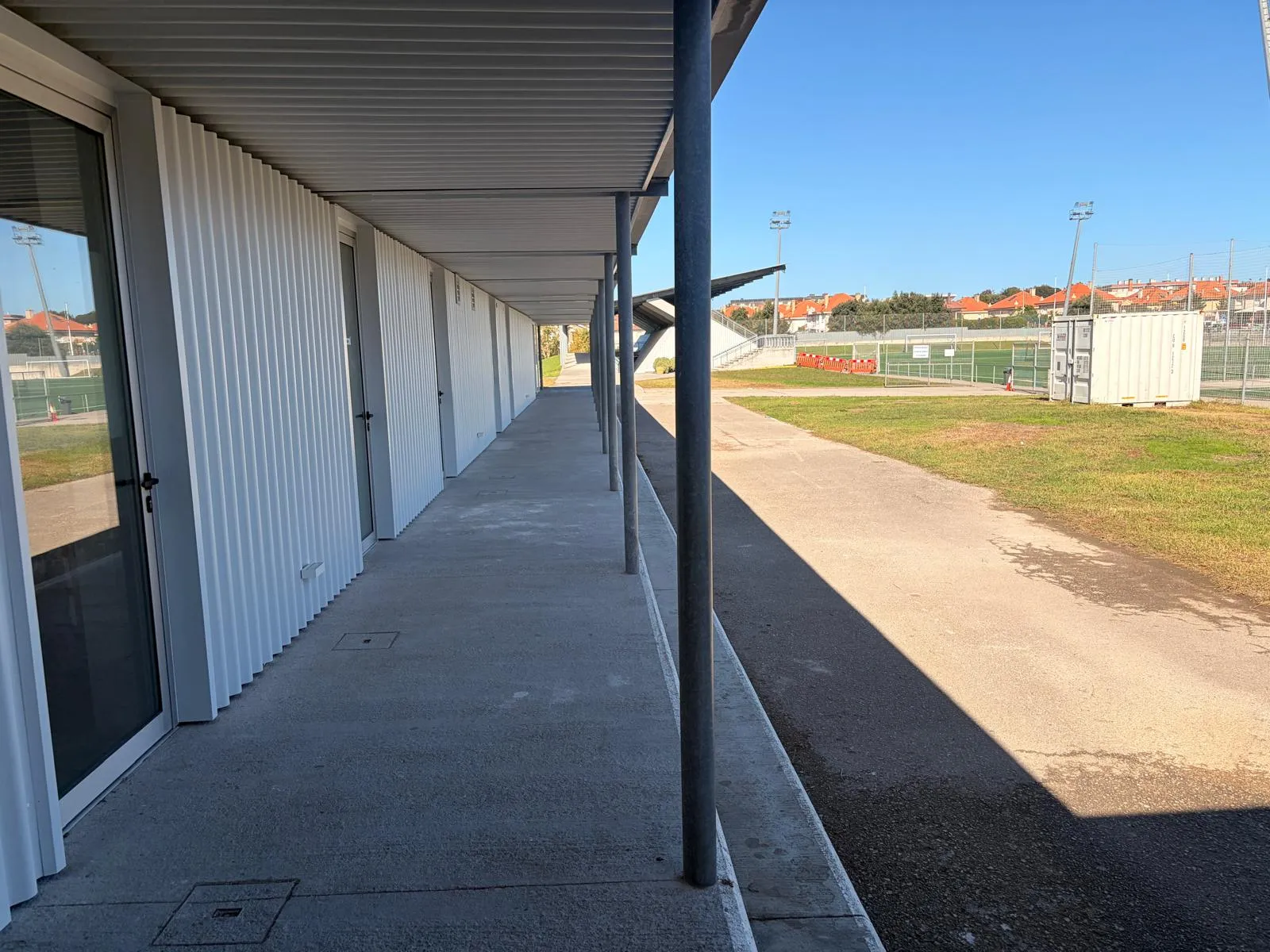 Noticias de Cantabria | El Cántabro | Finaliza la reforma integral de los vestuarios del campo de fútbol de Soto de la Marina