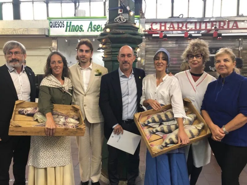 Noticias de Cantabria | El Cántabro | El Mercado de la Esperanza pone en marcha la segunda edición de ‘Arte en el Mercado’, que acerca el arte a la vida diaria de la ciudadanía