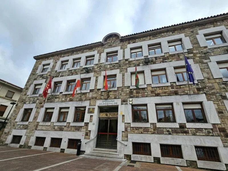 Noticias de Cantabria | El Cántabro | Ya se pueden recoger las cartas de pago de los recibos de agua, alcantarillado y residuos del cuarto trimestre de 2025
