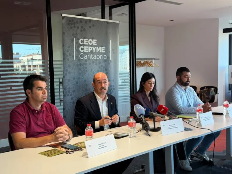 Noticias de Cantabria | El Cántabro | La Plaza Alfonso XIII acoge este fin de semana el Mercado de Productores ‘Tardíu 26’