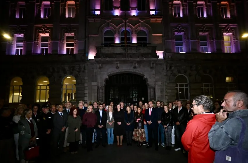 Noticias de Cantabria | El Cántabro | Santander guarda un minuto de silencio en memoria de las víctimas del accidente de Toledo