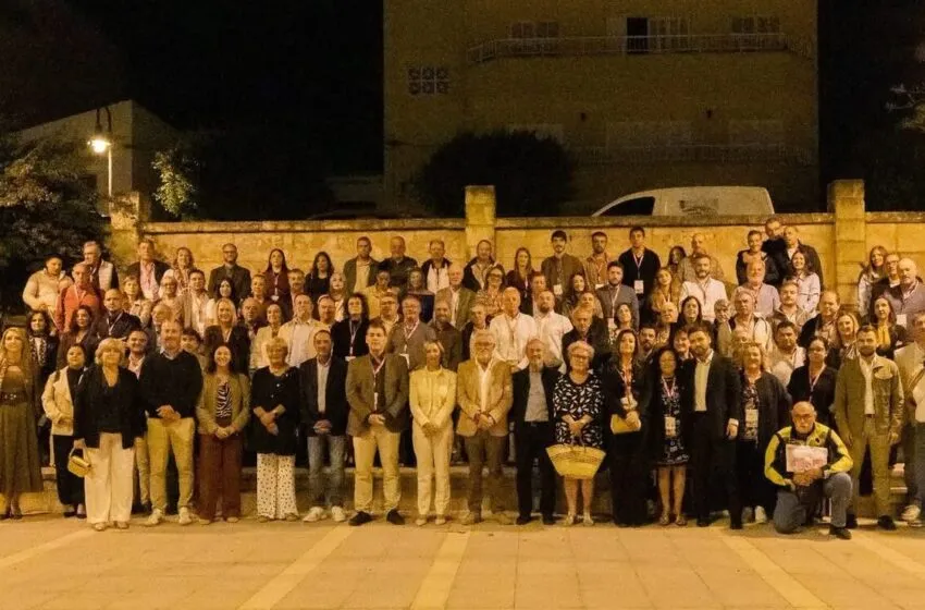 Noticias de Cantabria | El Cántabro | La alcaldesa de Santillana del Mar participa en la Asamblea Nacional de Los Pueblos Más Bonitos de España