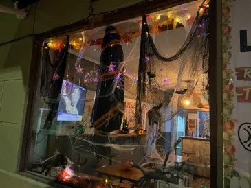  Librería Lisaso, Bar Las Vías y el Colegio Antonio Robinet, ganadores del Concurso de decoración de Halloween 2026 de Piélagos