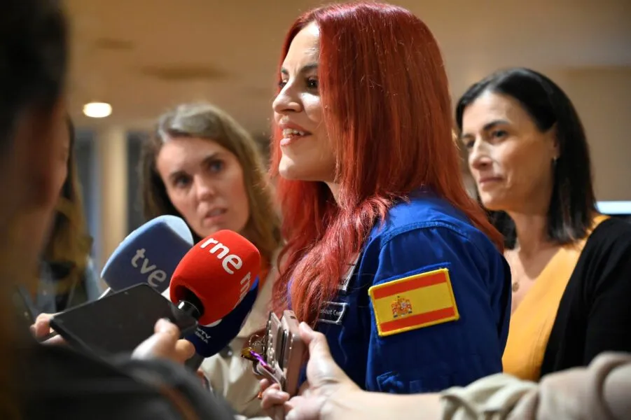 Noticias de Cantabria | El Cántabro | Igual destaca a la astronauta Sara García como ejemplo para que los jóvenes persigan sus sueños