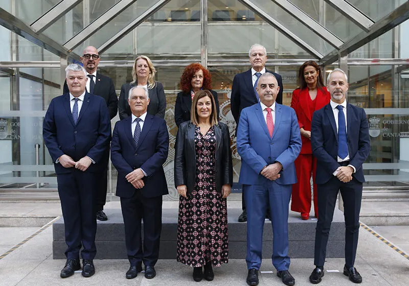  El Consejo de Gobierno regula ayudas para garantizar la continuidad de las líneas autonómicas de transporte regular por carretera y su función de servicio público