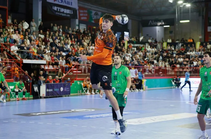 Noticias de Cantabria | El Cántabro | El Bathco reta al invicto Valladolid en Huerta del Rey
