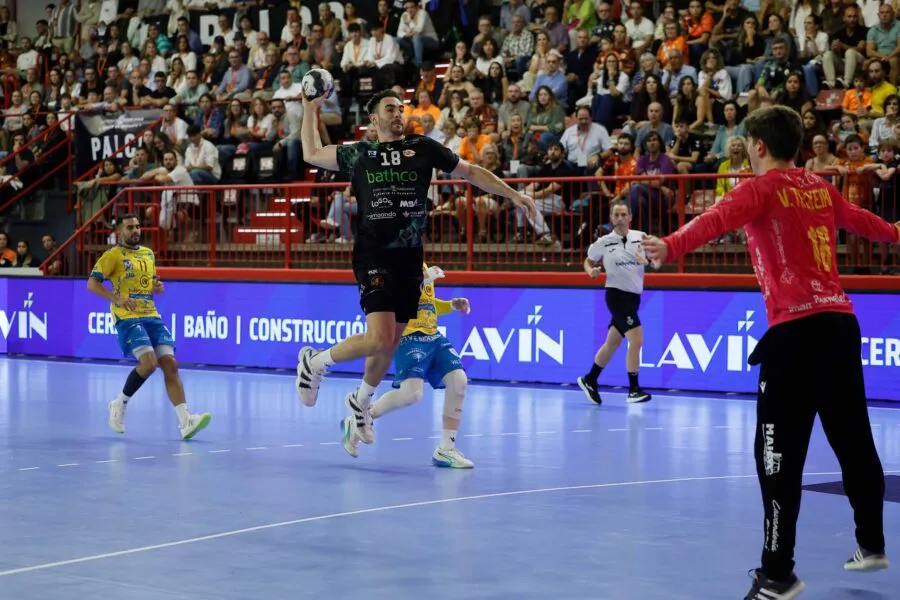 Noticias de Cantabria | El Cántabro | El Bathco suma su cuarta victoria consecutiva y ya mira al duelo europeo ante el Karvina