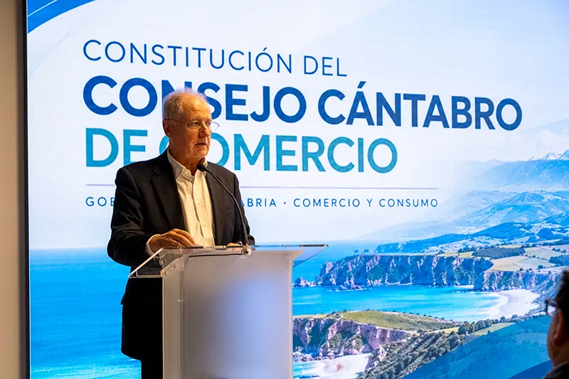El consejero, durante su intervención en el Consejo de Comercio (Foto: Miguel López)