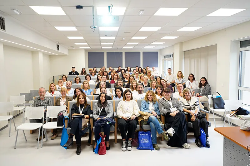 Foto de familia de los asistentes a las jornadas de cuidados basados en la evidencia celebrada en Cantabria la semana pasada (Foto: Gobierno de Cantabria)